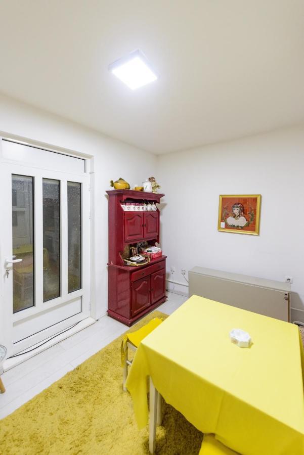 Apartamento Apartman Lala Kraljevo Exterior foto